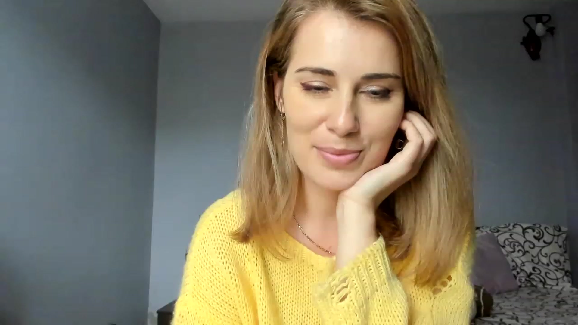 PrettyWomen31 video thumbnail