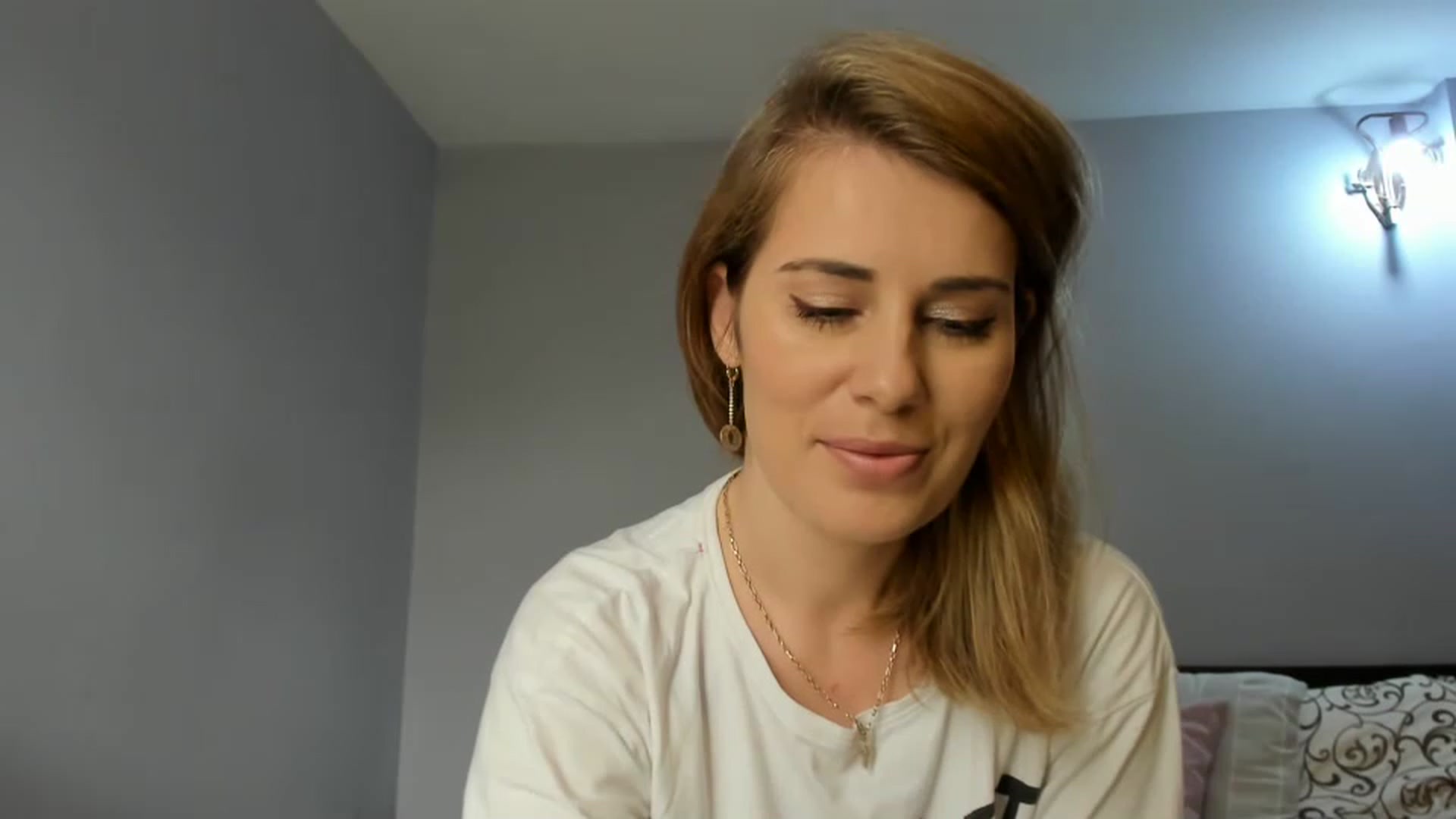 PrettyWomen31 video thumbnail