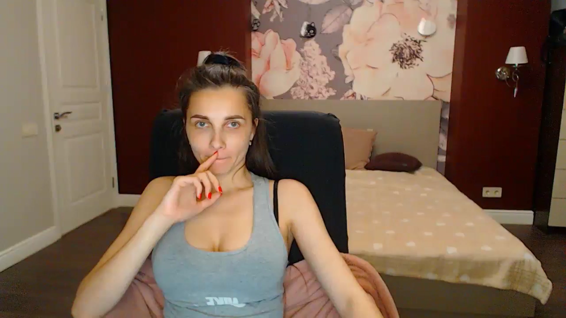 Karina_Mils video thumbnail