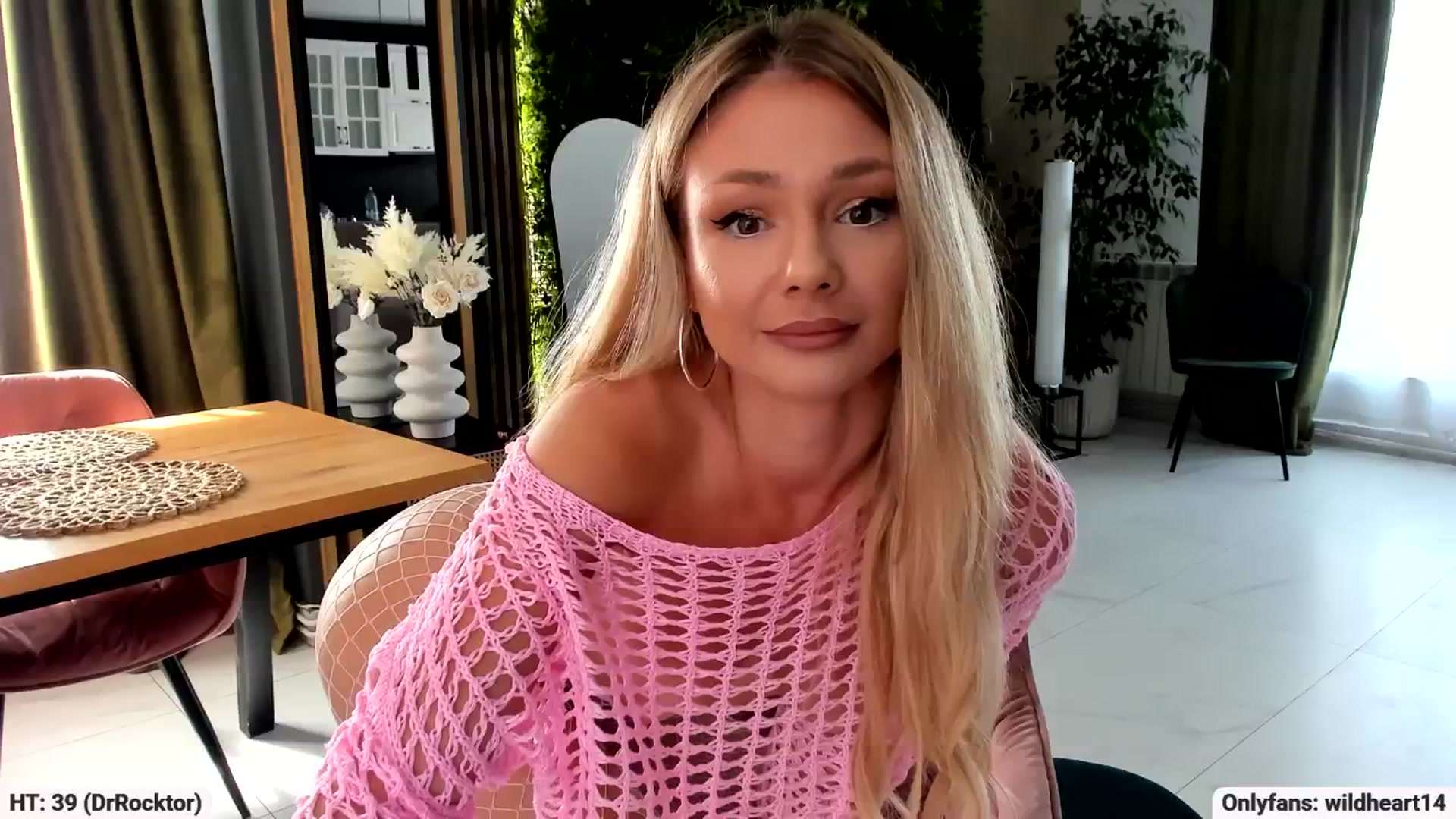 Yveline video thumbnail