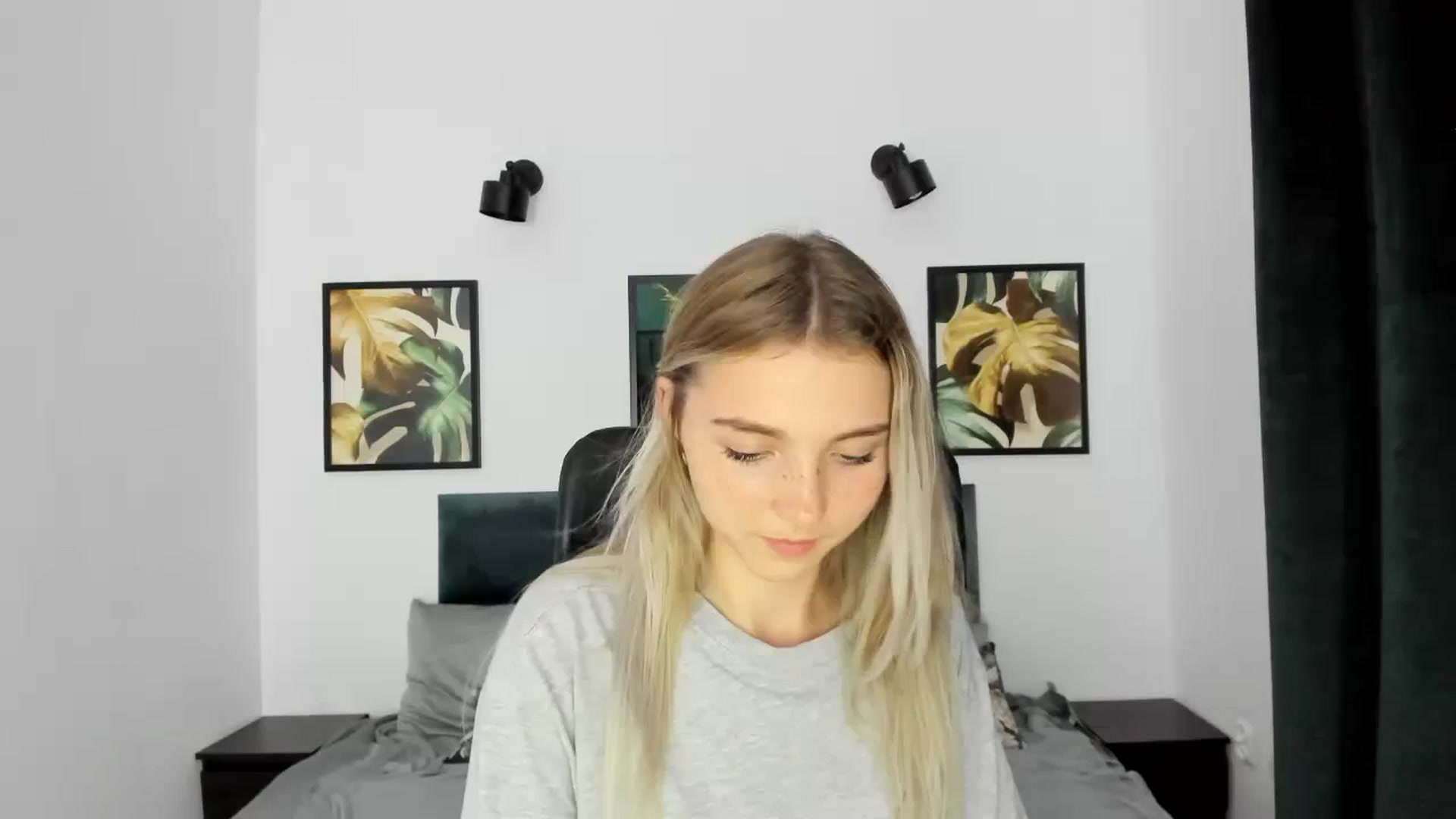 Daisyy video thumbnail
