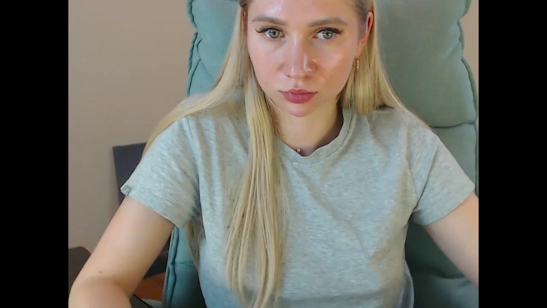 Miss_Sylvia video thumbnail