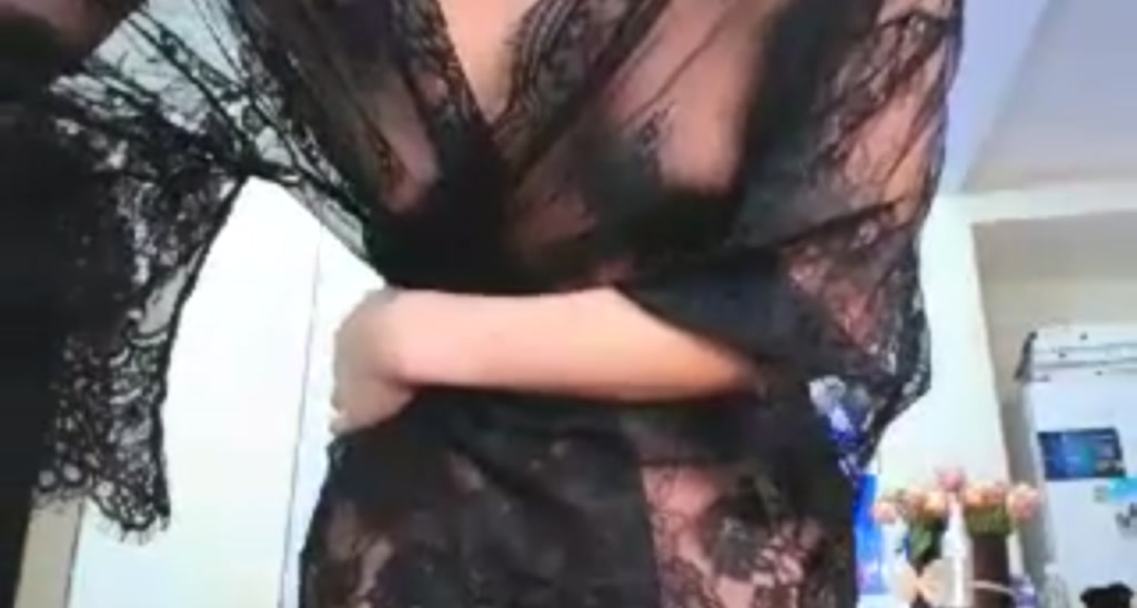 LiliGigi video thumbnail