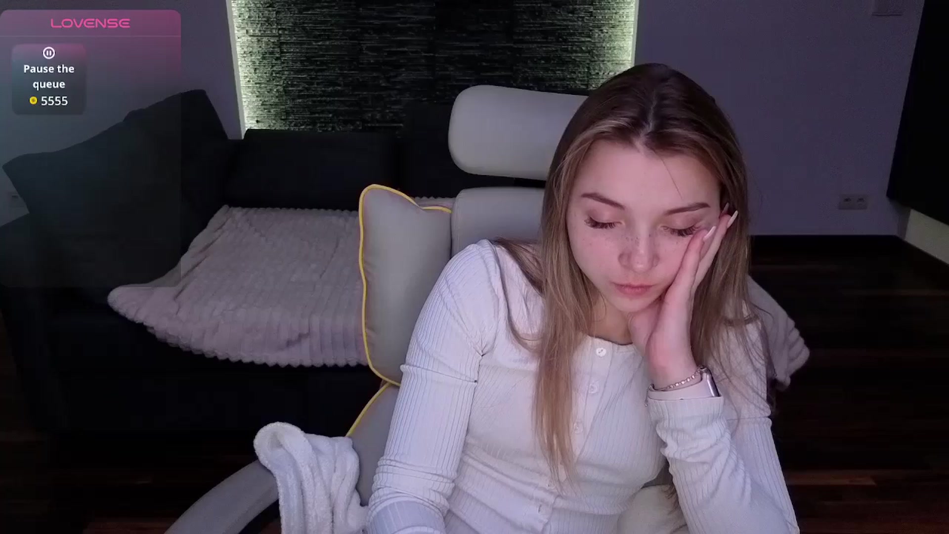 Daisyy video thumbnail