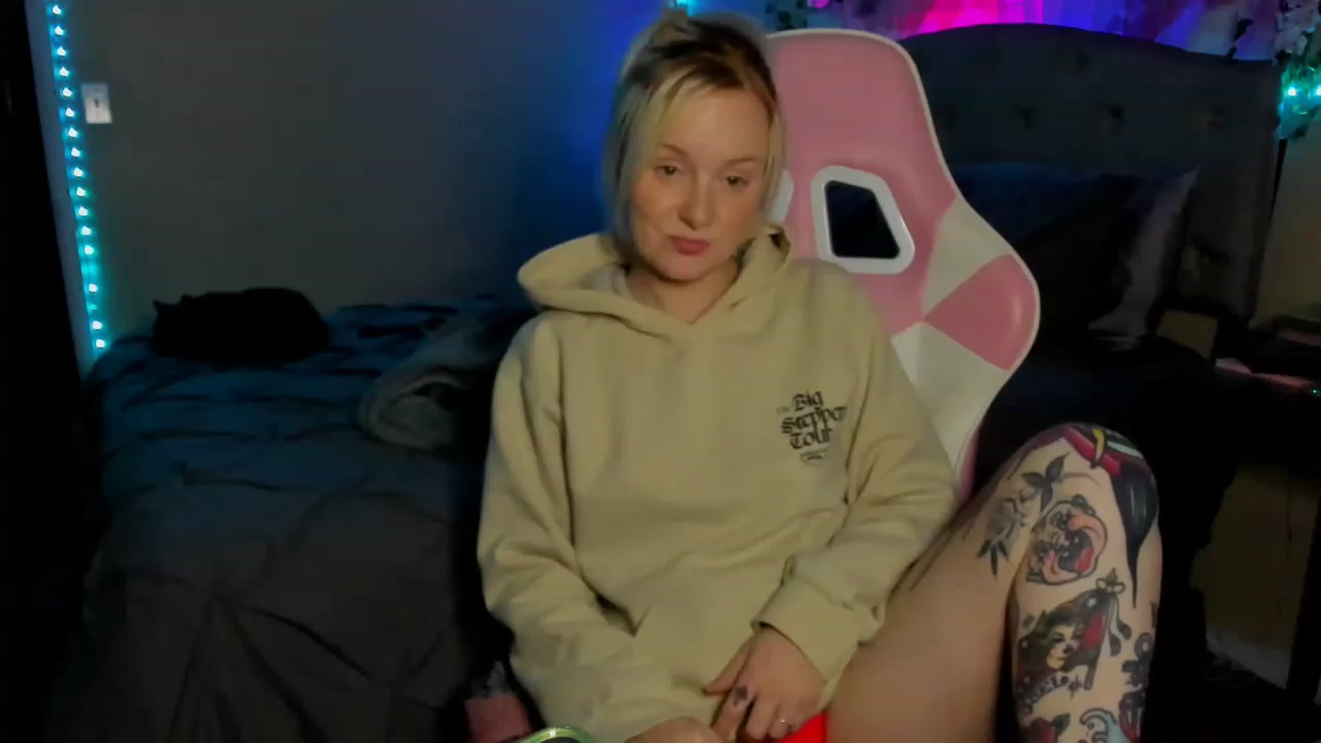 LizzySmallz video thumbnail