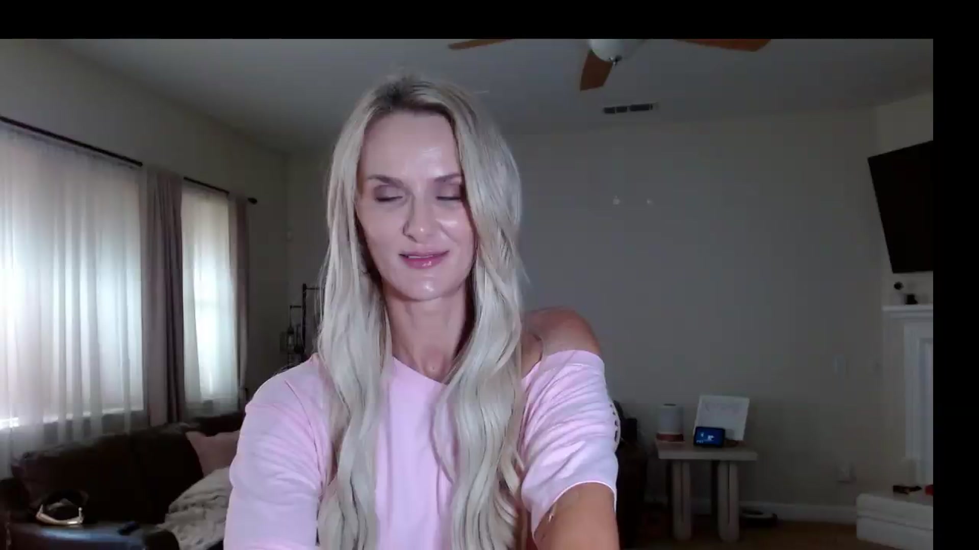 MissMayah video thumbnail