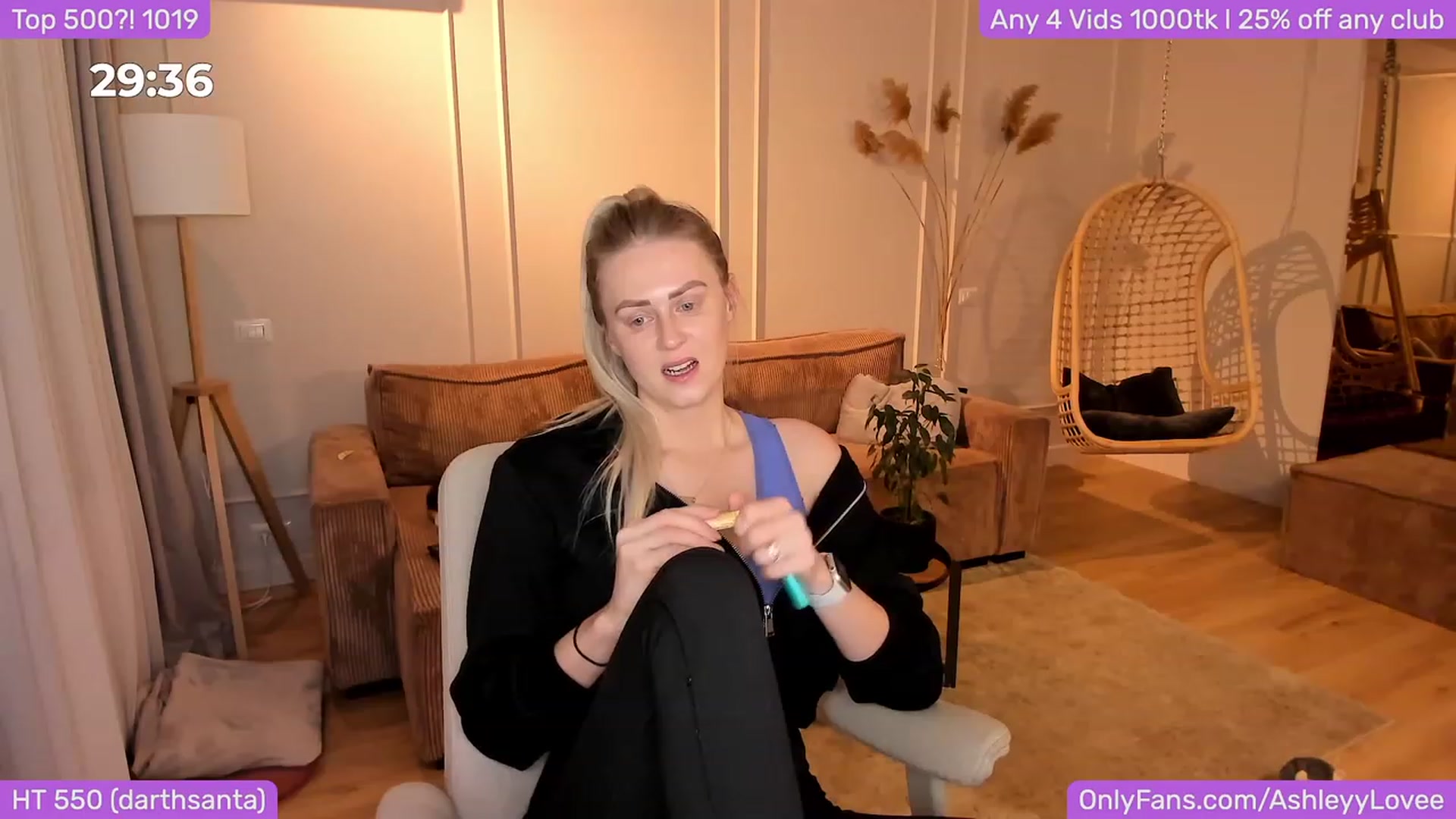 AshleyyLovee video thumbnail