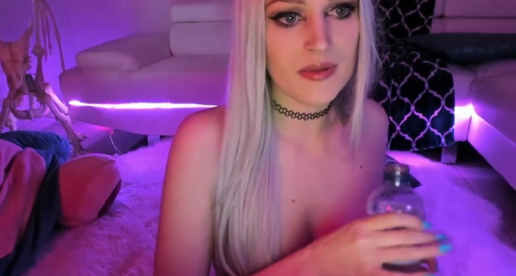 AlicexMaia video thumbnail