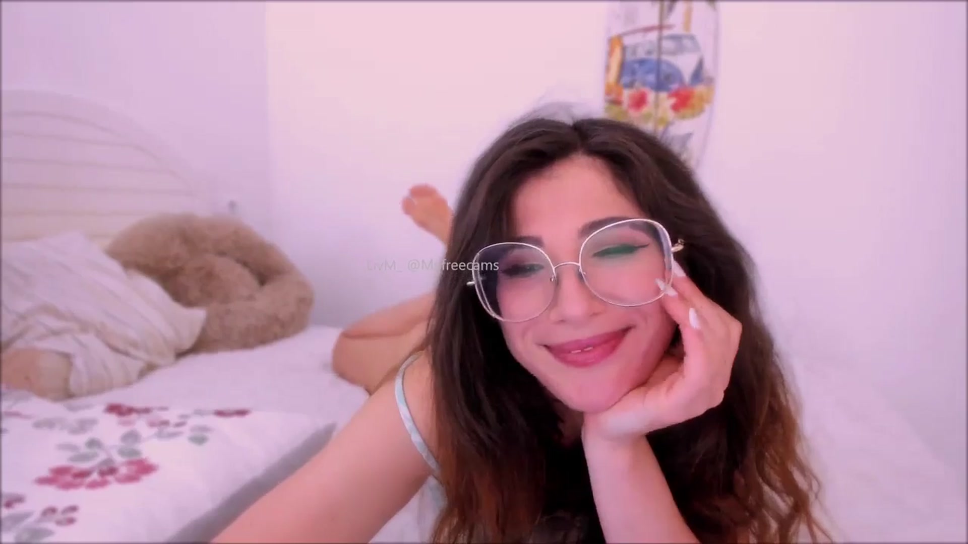 LivM_ video thumbnail