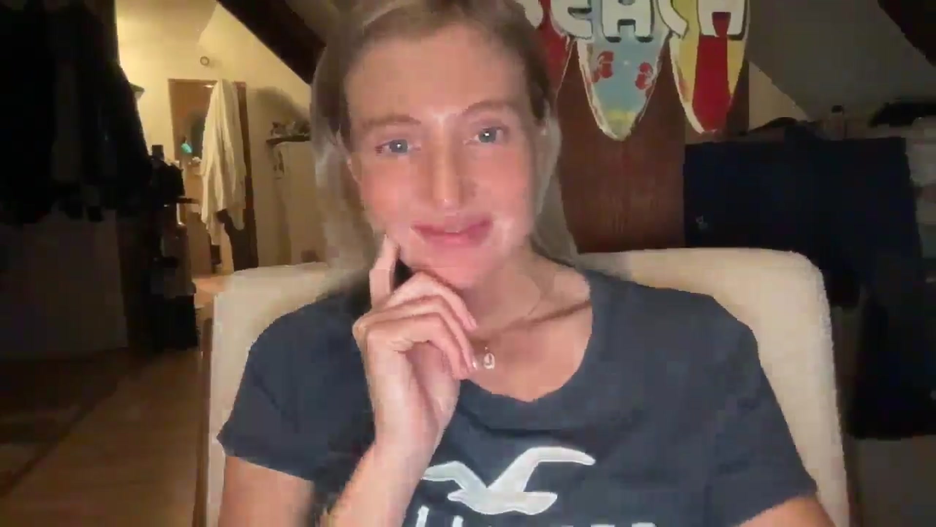 Lili_blue1 video thumbnail