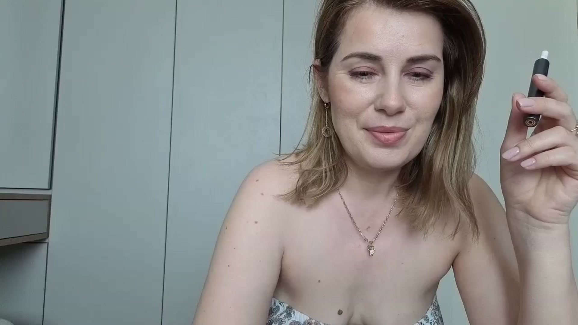 PrettyWomen31 video thumbnail