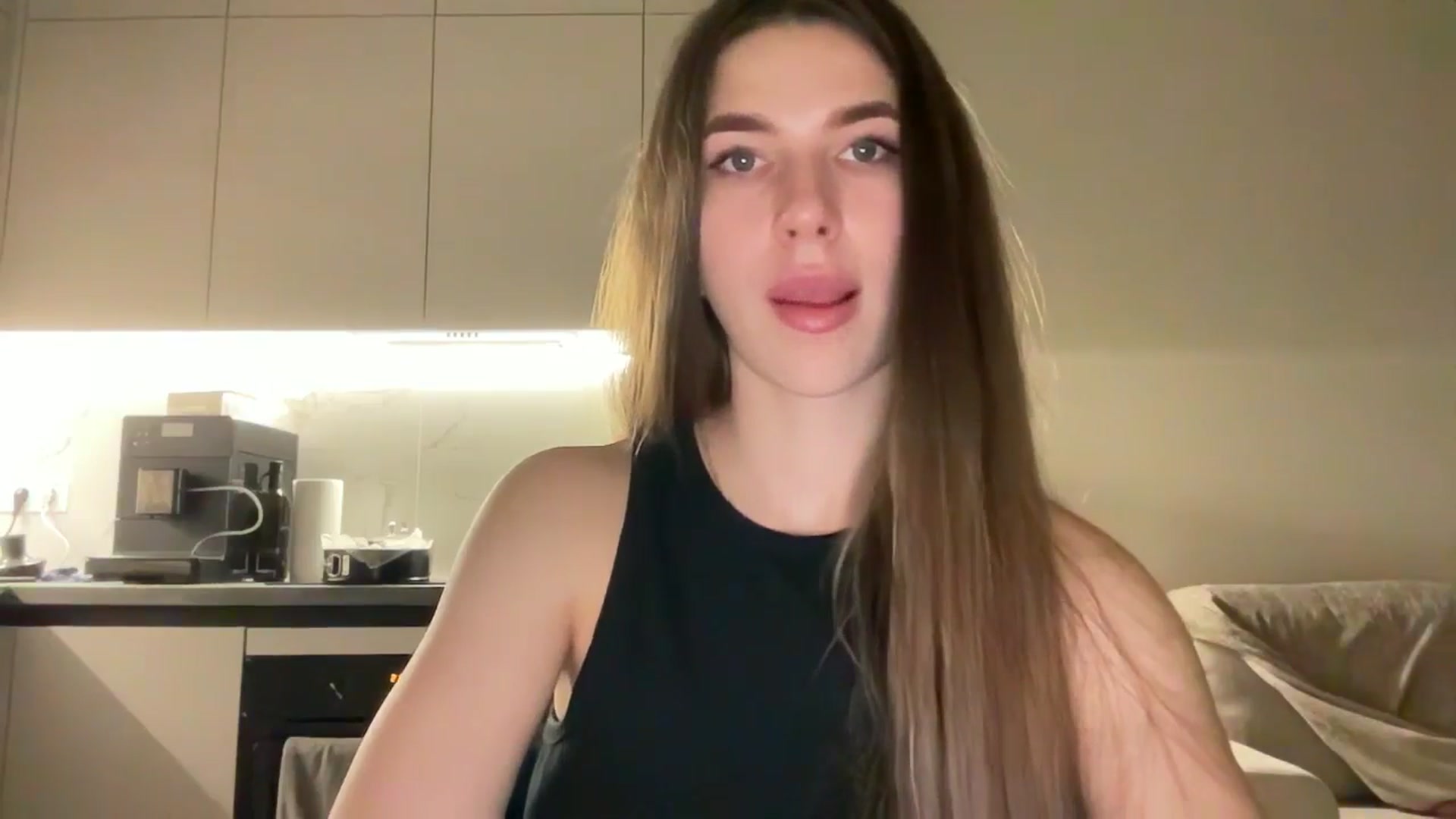 kissfreeze video thumbnail