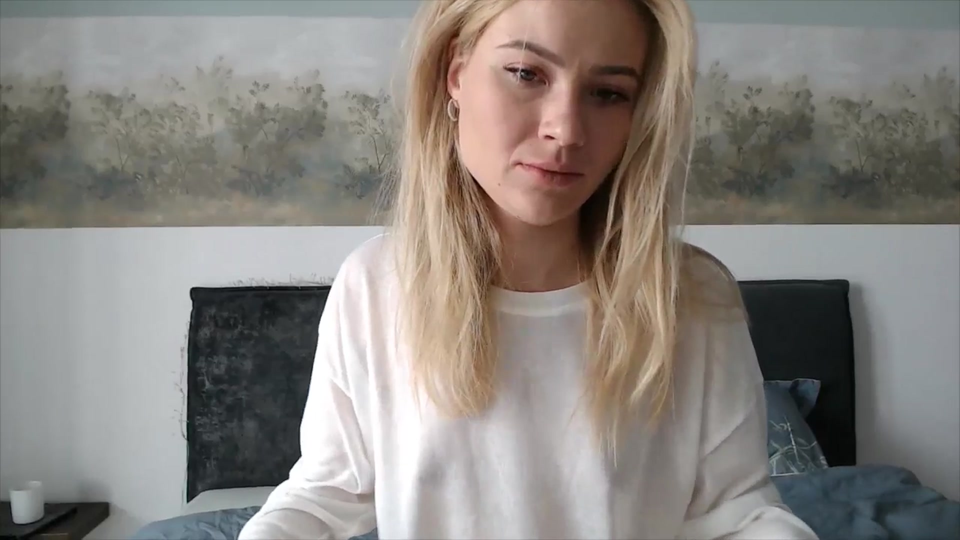 fiancee video thumbnail