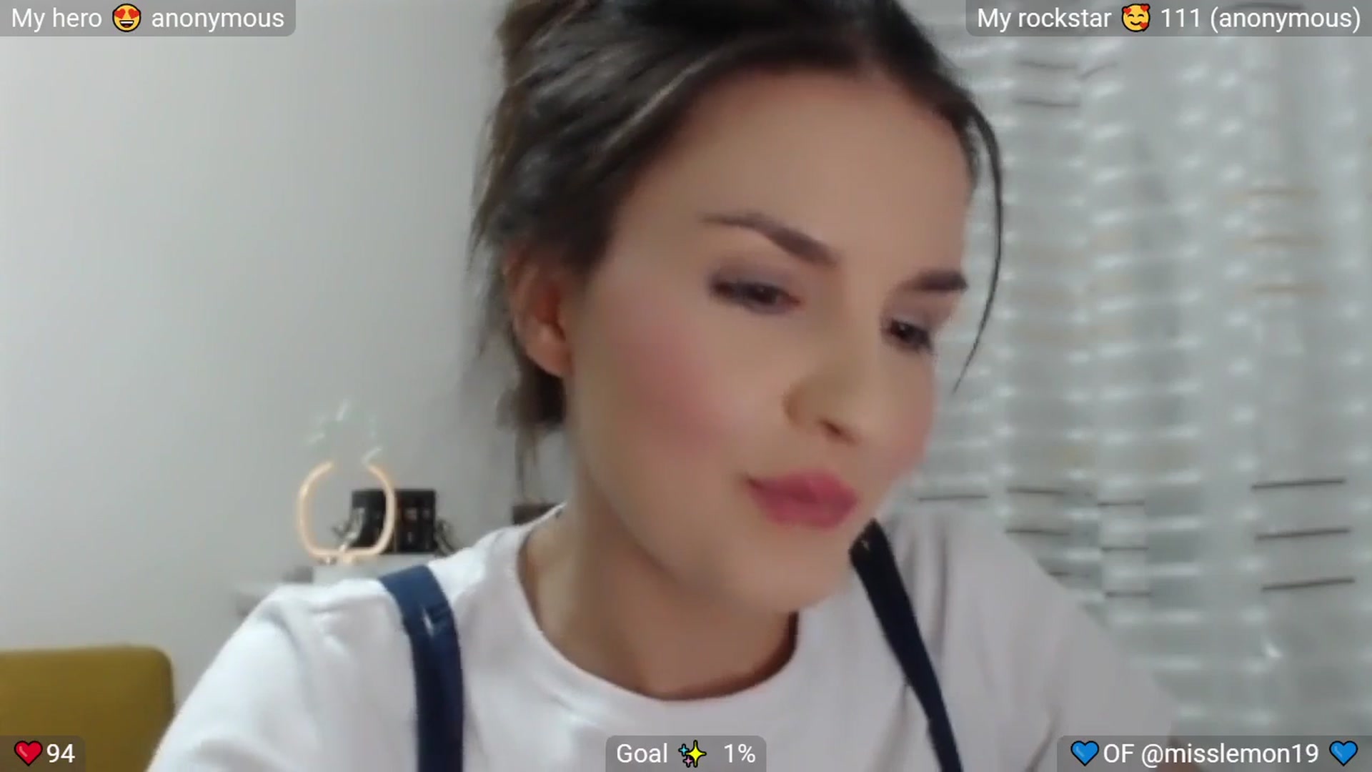 MissReno video thumbnail