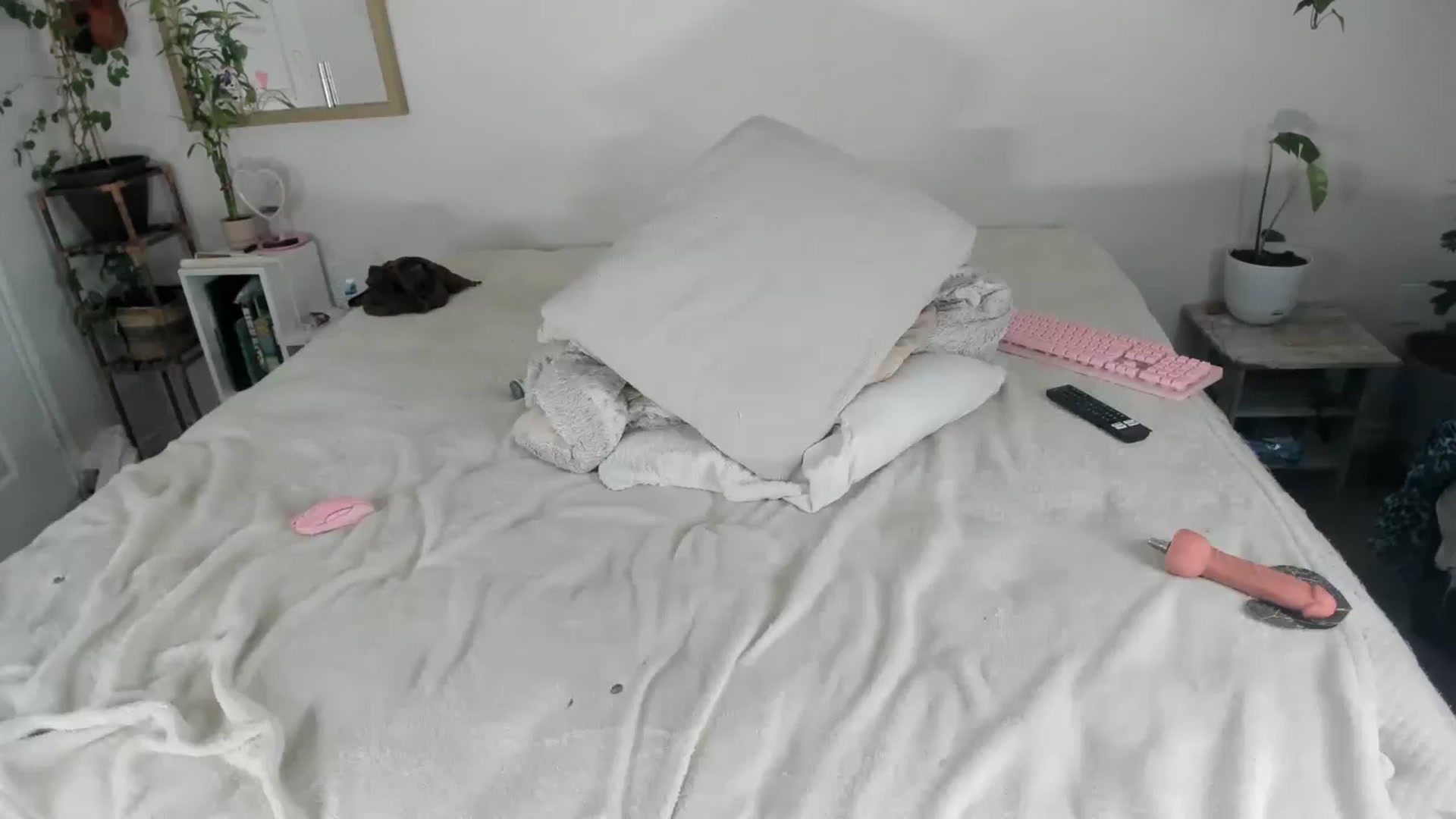 CloeClover video thumbnail