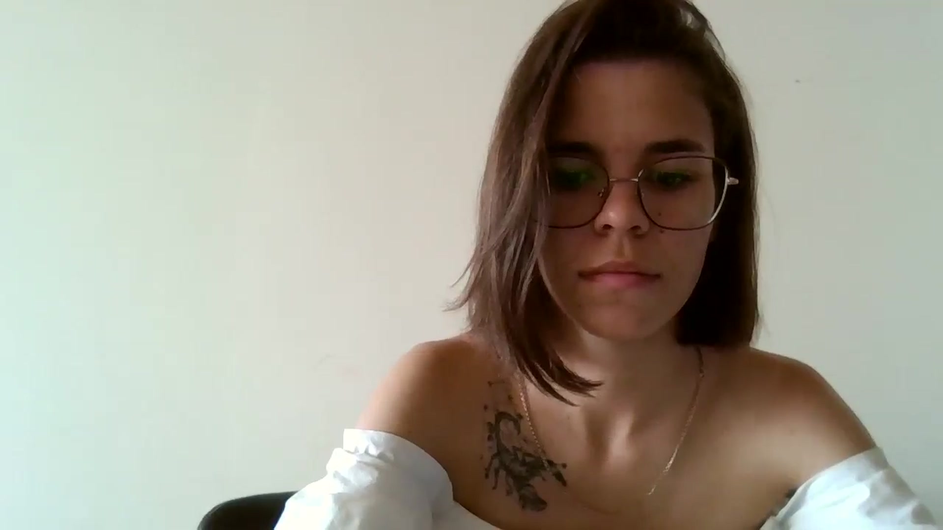 EmilyWills video thumbnail
