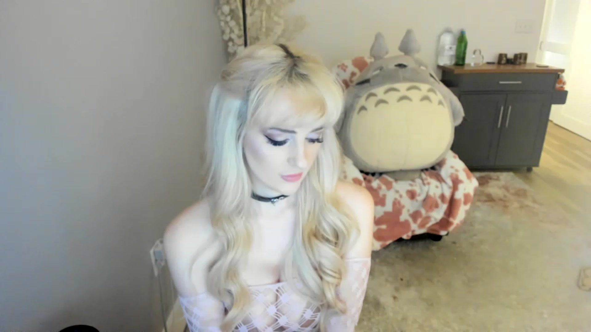 MilkCuckDomme video thumbnail