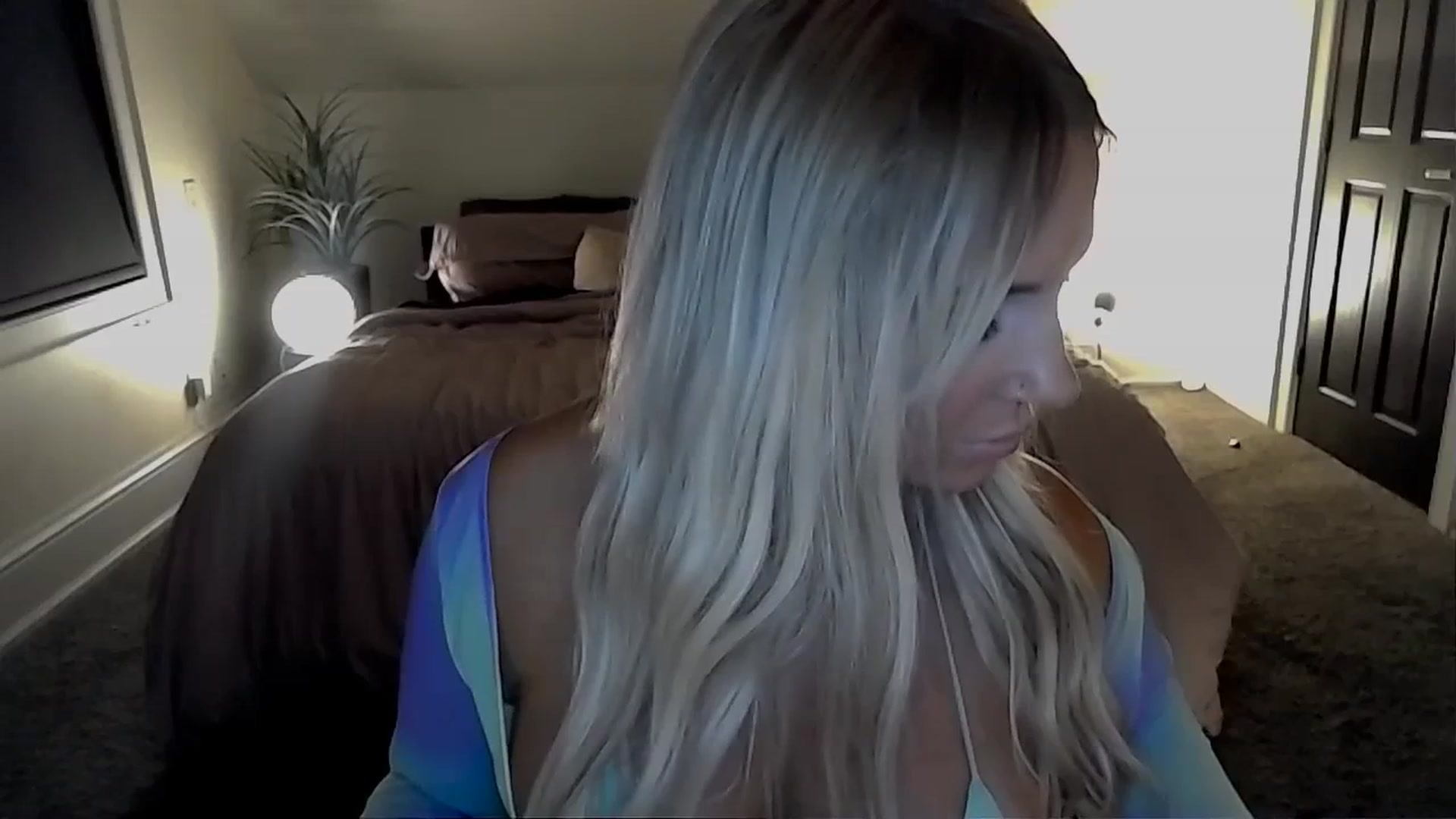 A1_Scarlett video thumbnail