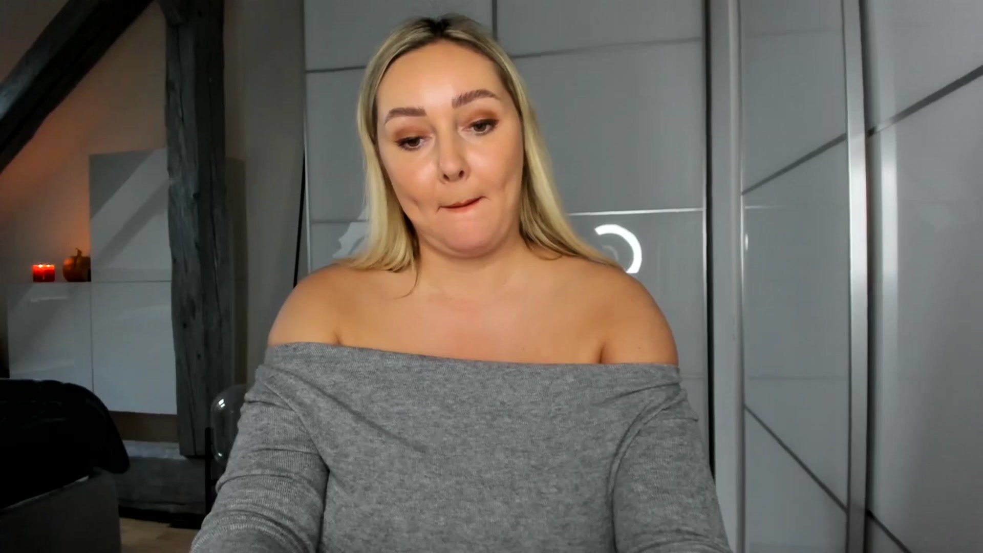 Mi_Ha video thumbnail