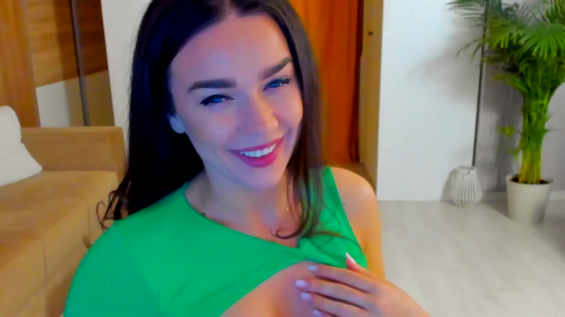 BellaaDona video thumbnail