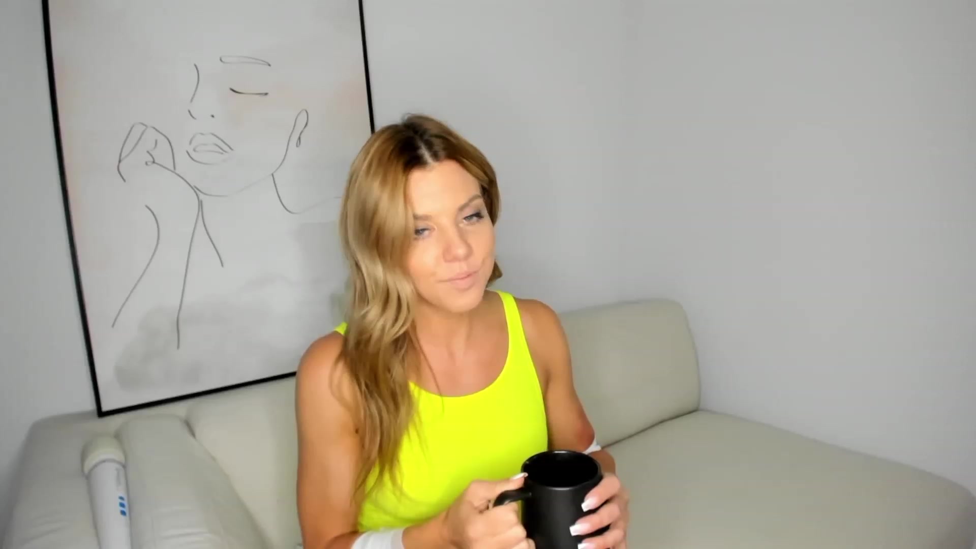 Auvrielle video thumbnail