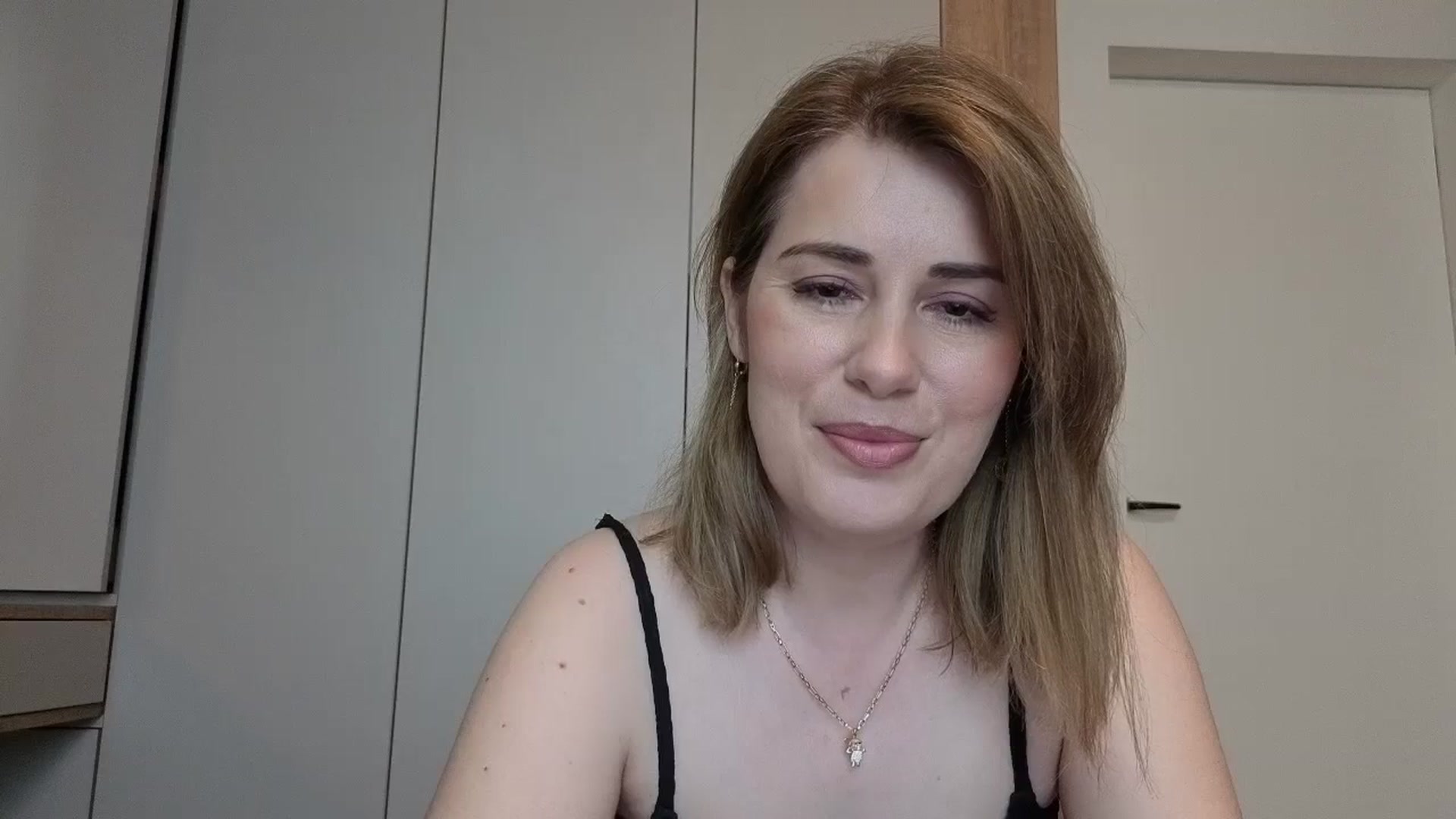 PrettyWomen31 video thumbnail