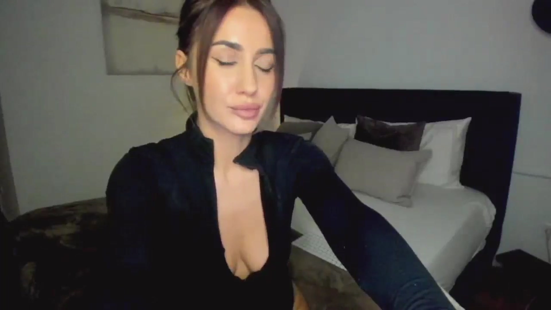 Lara_xo video thumbnail