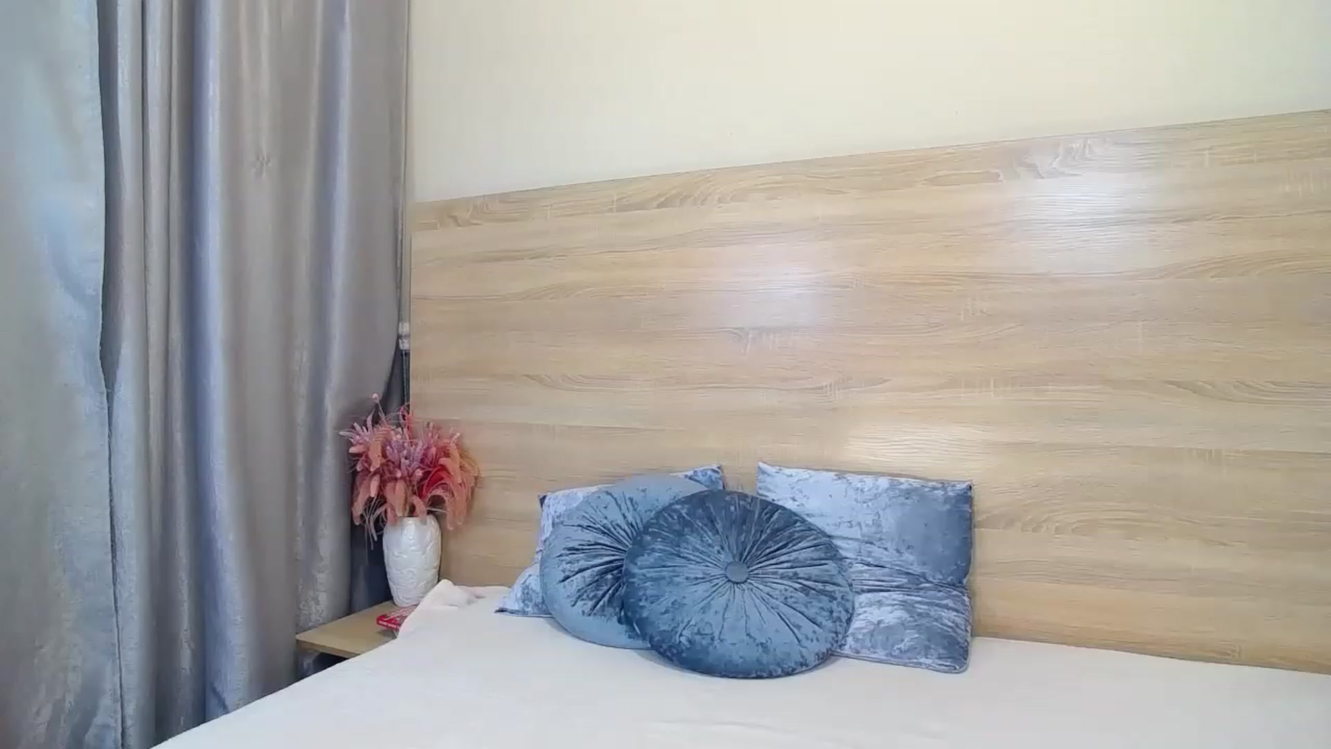 Floured video thumbnail