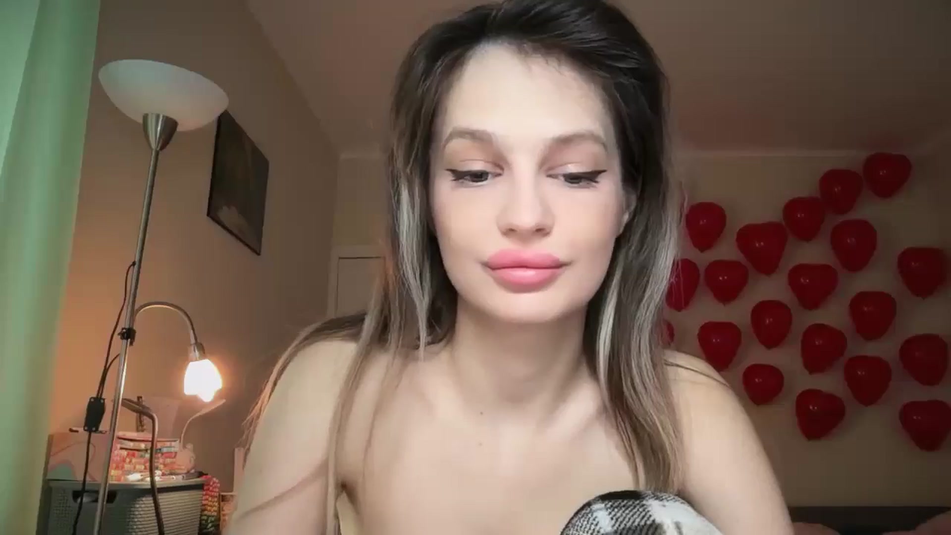 Lola_vi video thumbnail