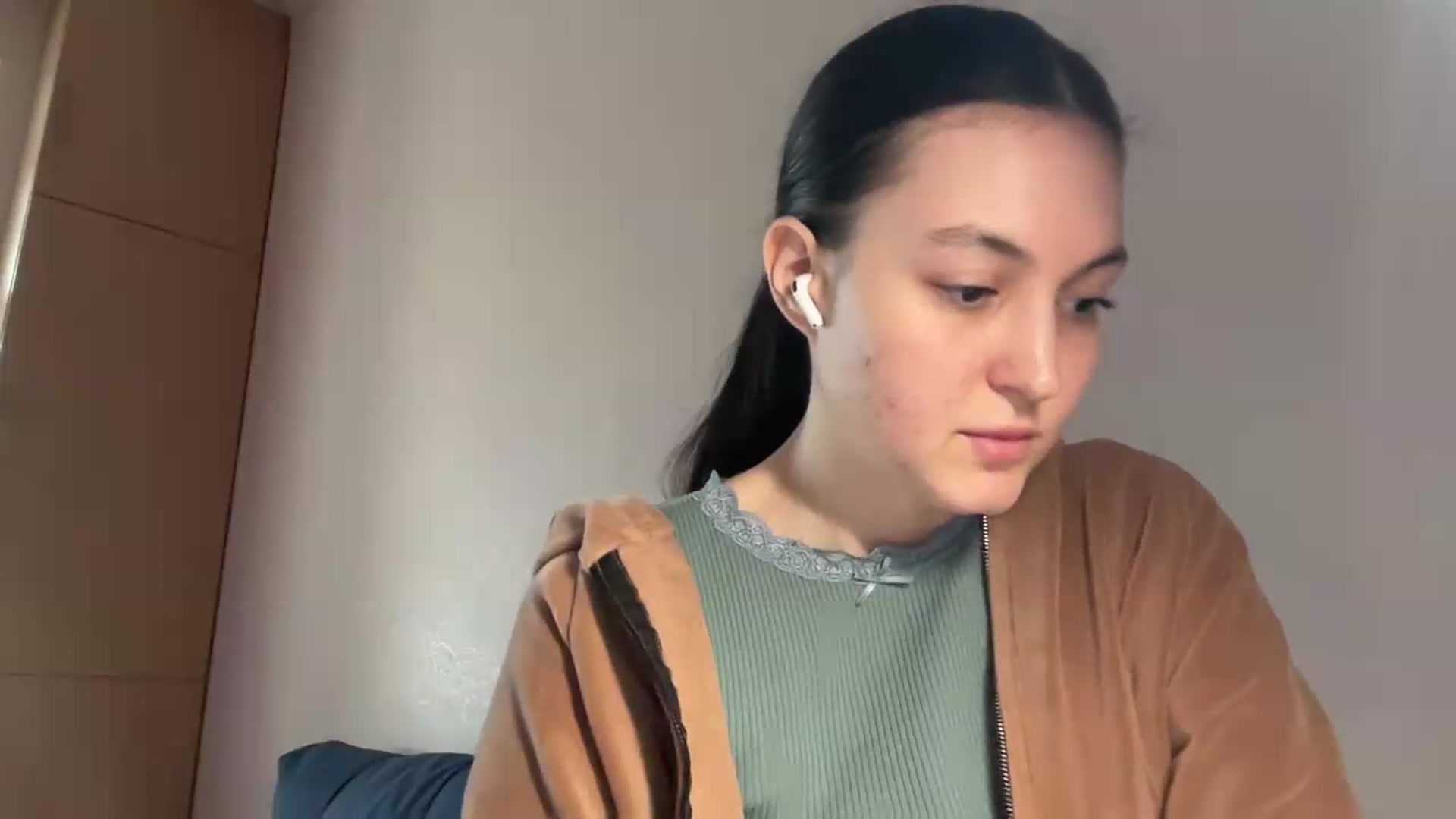 IrisAmore video thumbnail