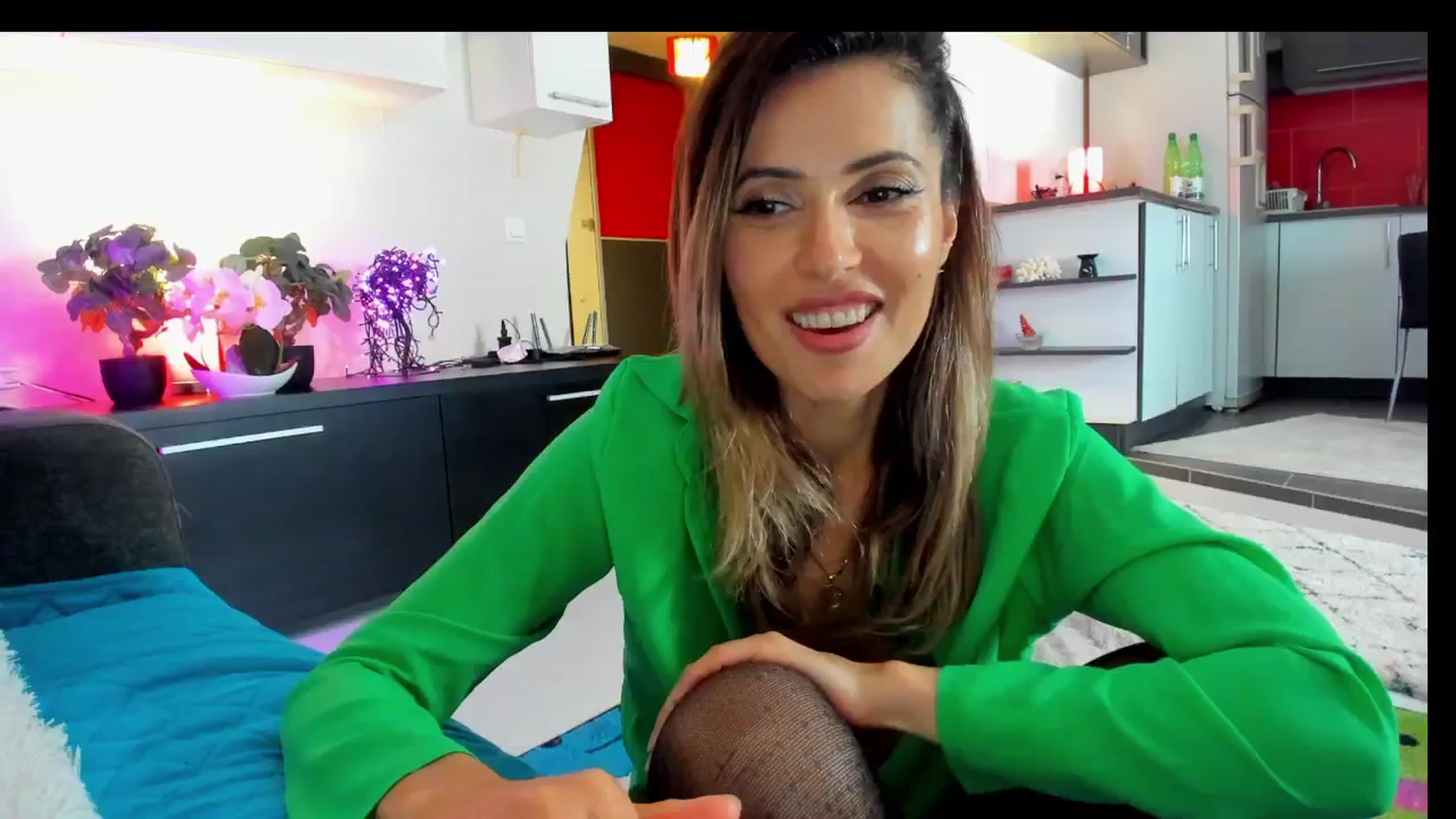 SmileyTinaa video thumbnail