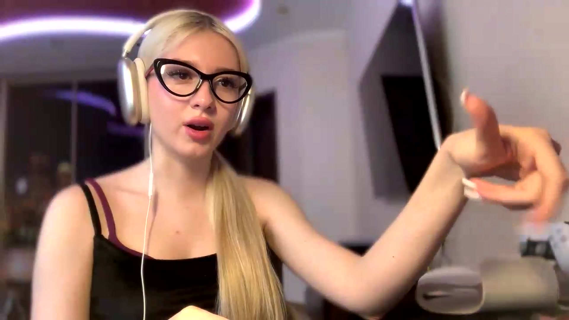 SyndyRein video thumbnail