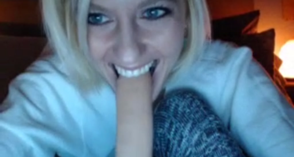 SexyLittleE video thumbnail