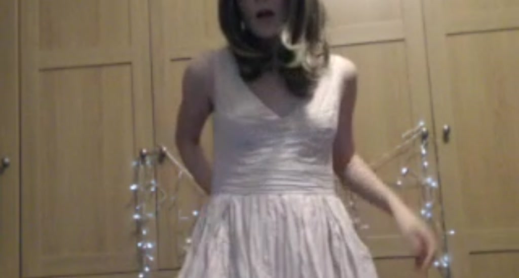Ellie_oh video thumbnail
