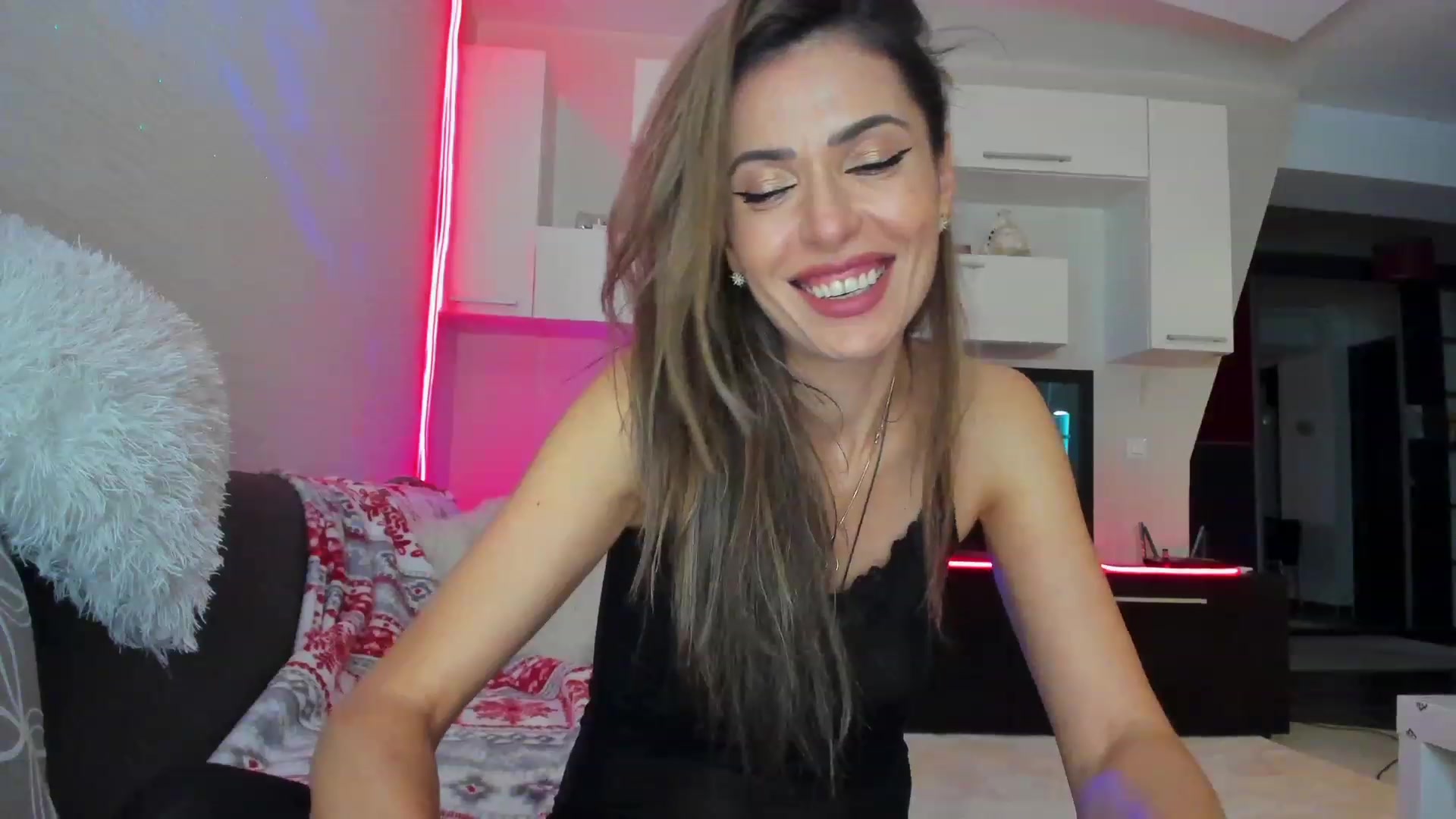 SmileyTinaa video thumbnail