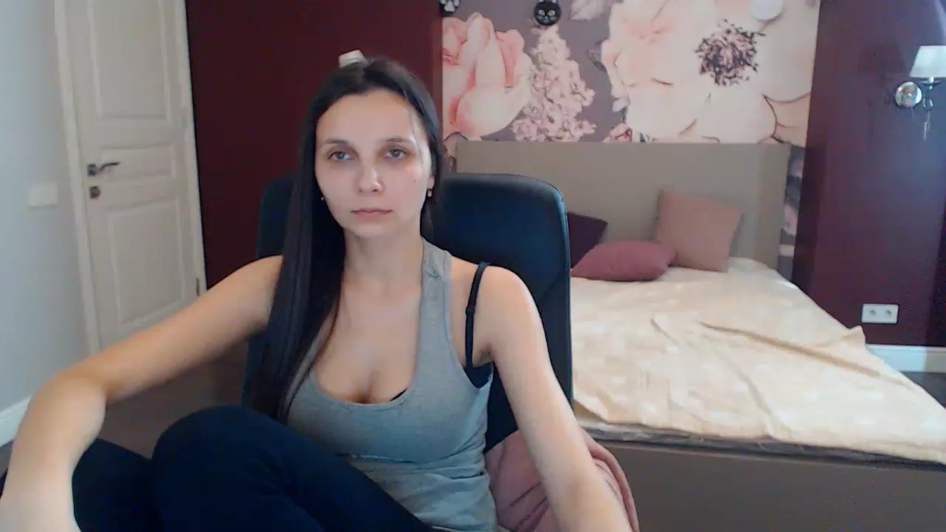 Karina_Mils video thumbnail