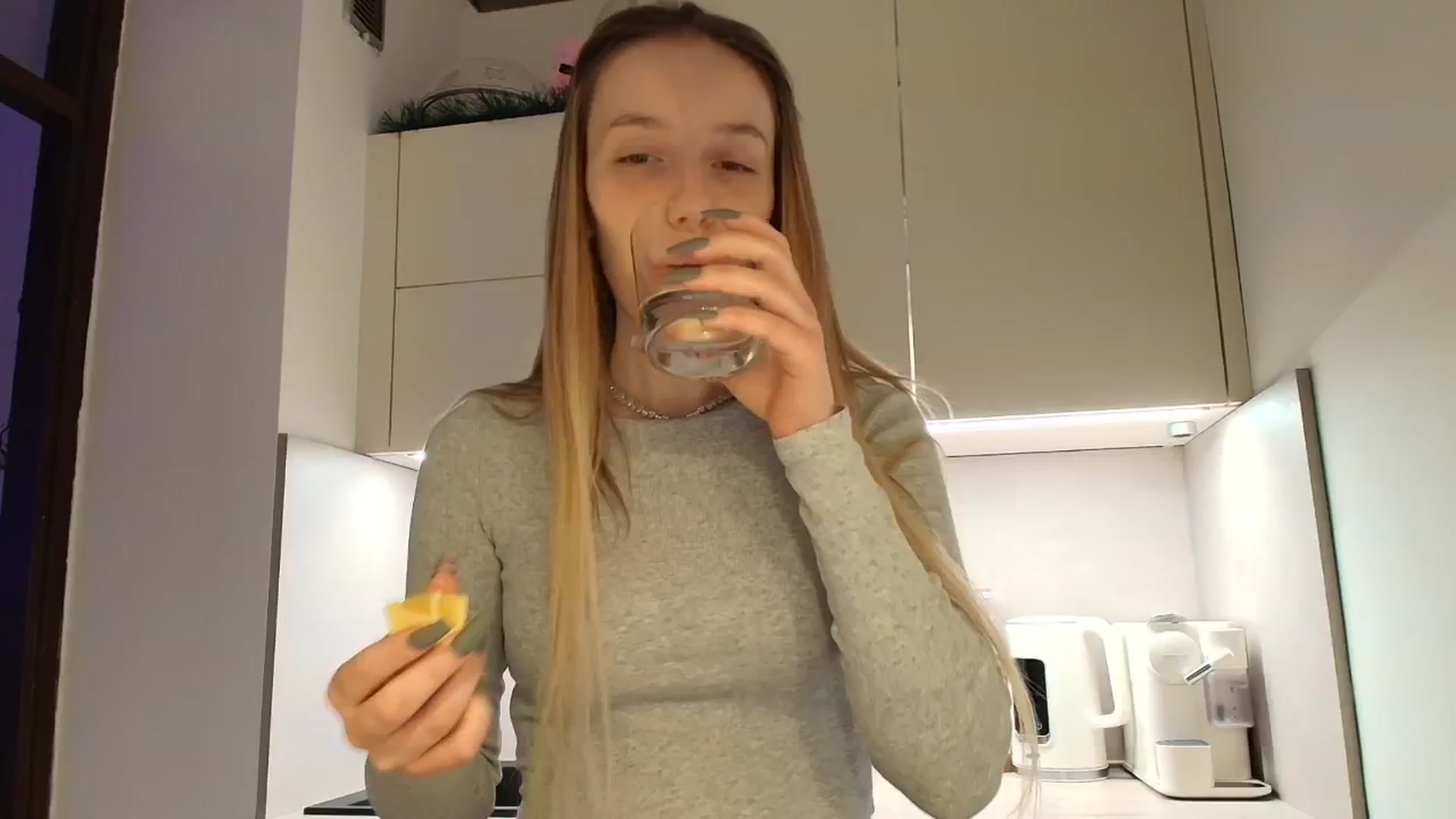 Elenaxkiss video thumbnail