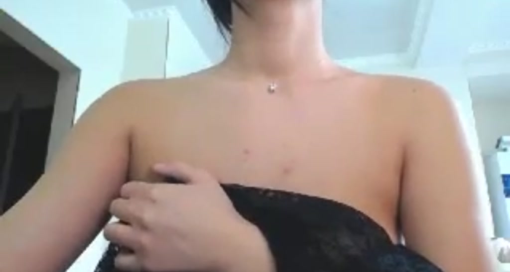 LiliGigi video thumbnail