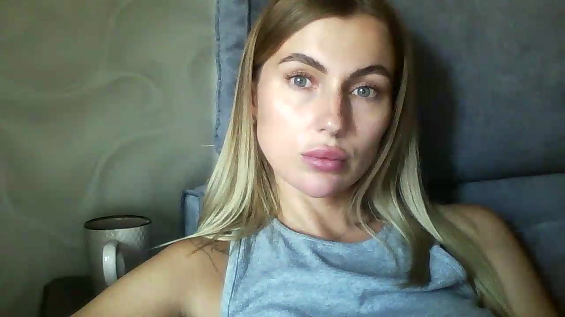 SofiaSimons video thumbnail