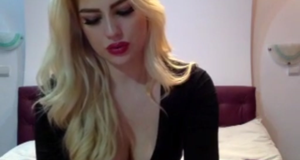 Kissofacobra video thumbnail