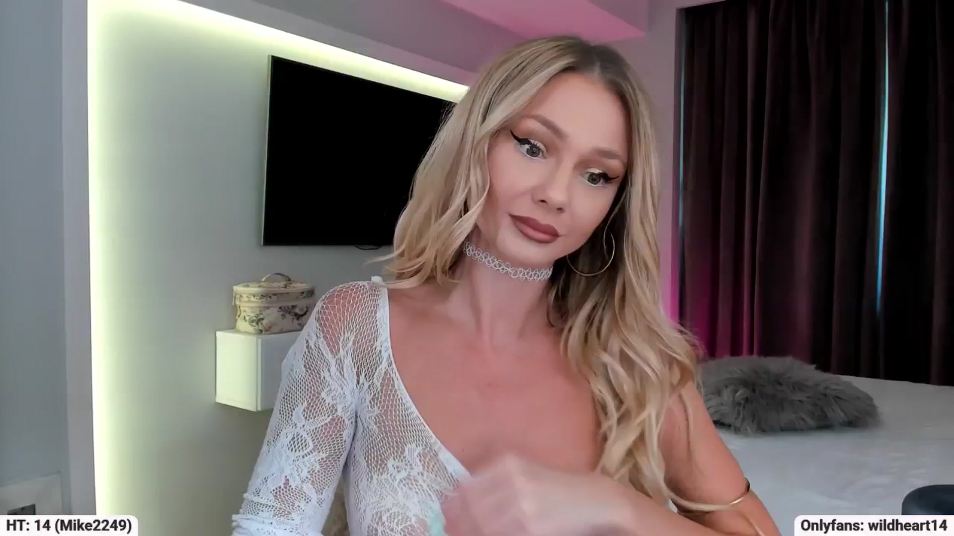 Yveline video thumbnail
