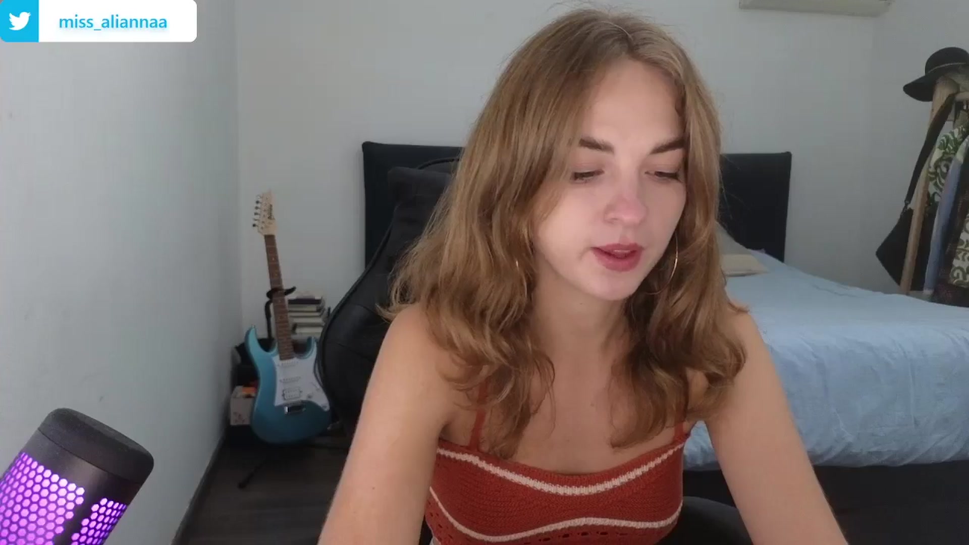 Aliannaa video thumbnail