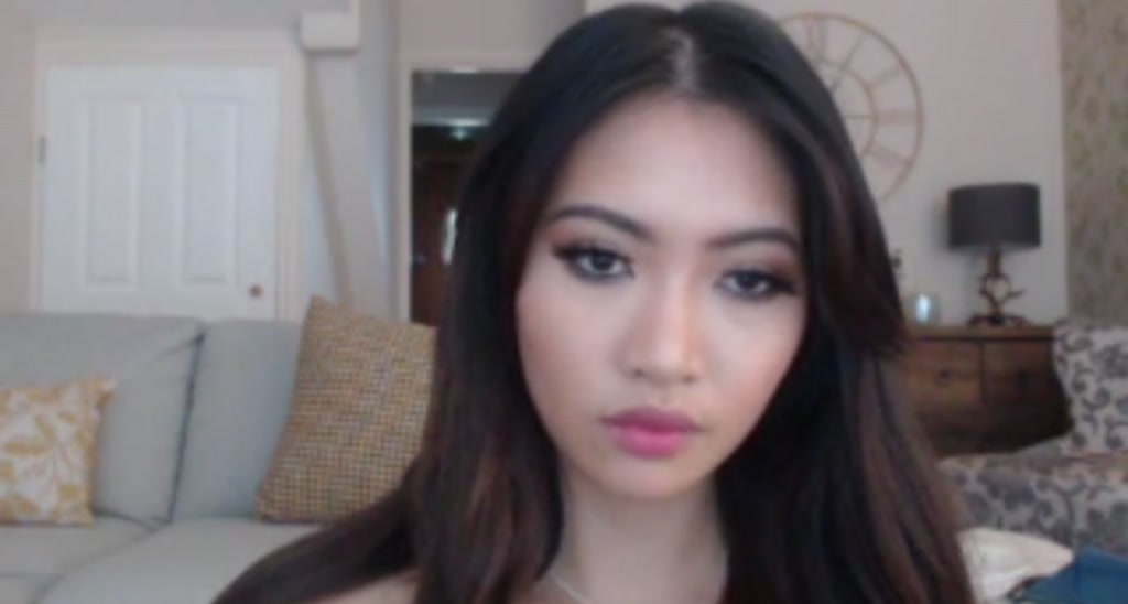 MissReinaT video thumbnail