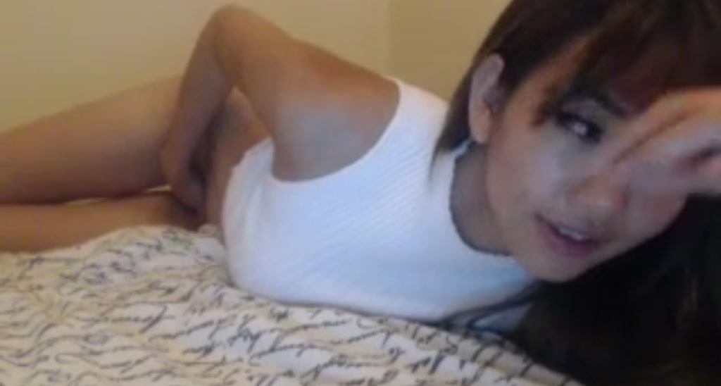 MissReinaT video thumbnail