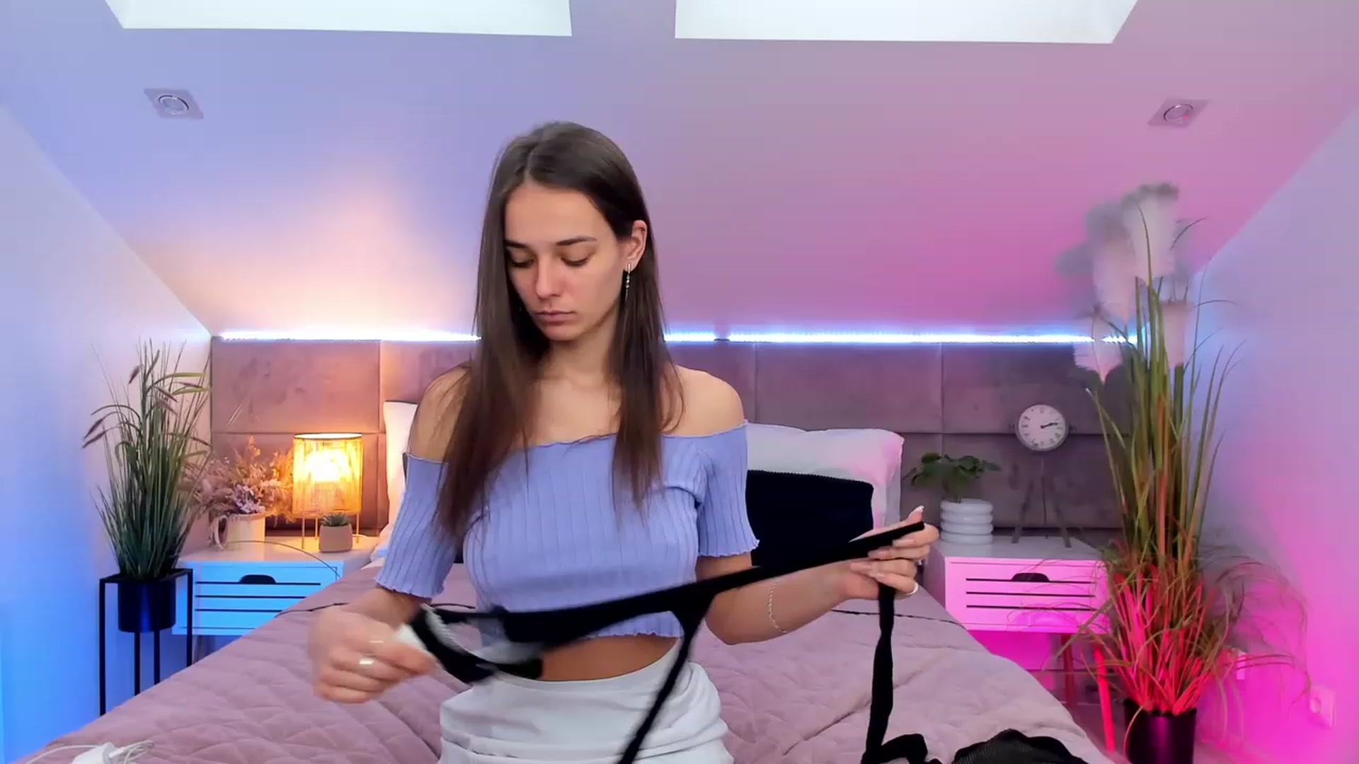 AprilWong video thumbnail