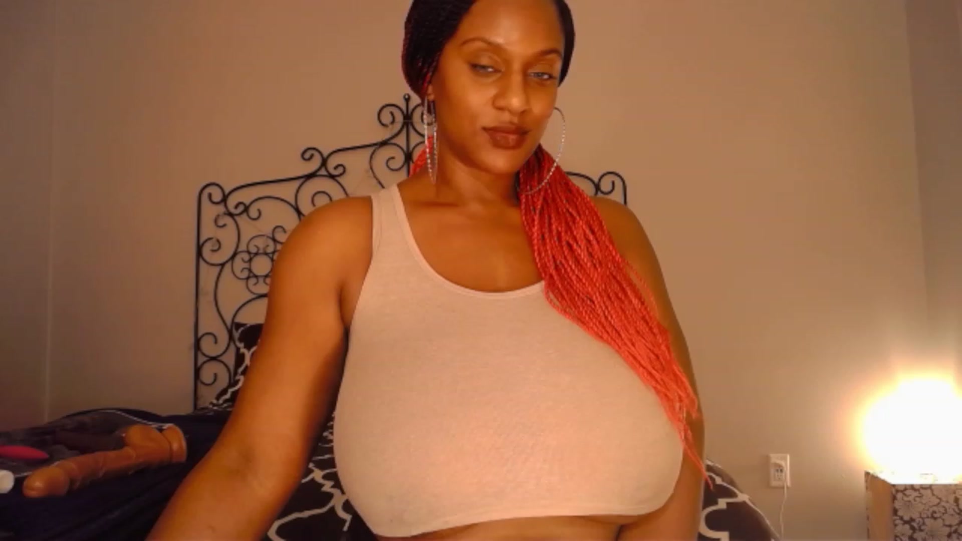 TheIconicGirl video thumbnail