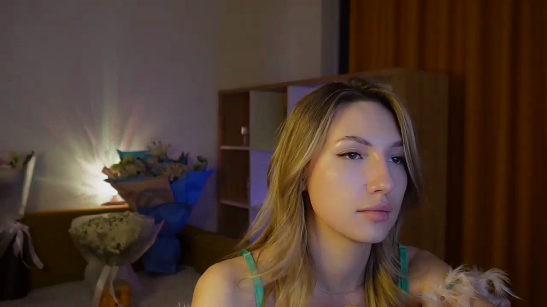 LovelyGin video thumbnail