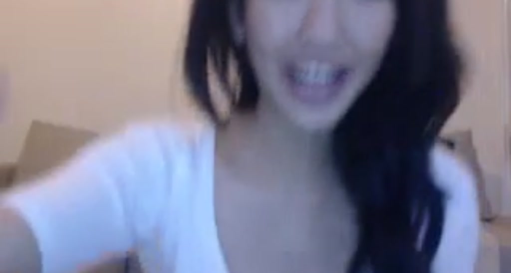 MissReinaT video thumbnail