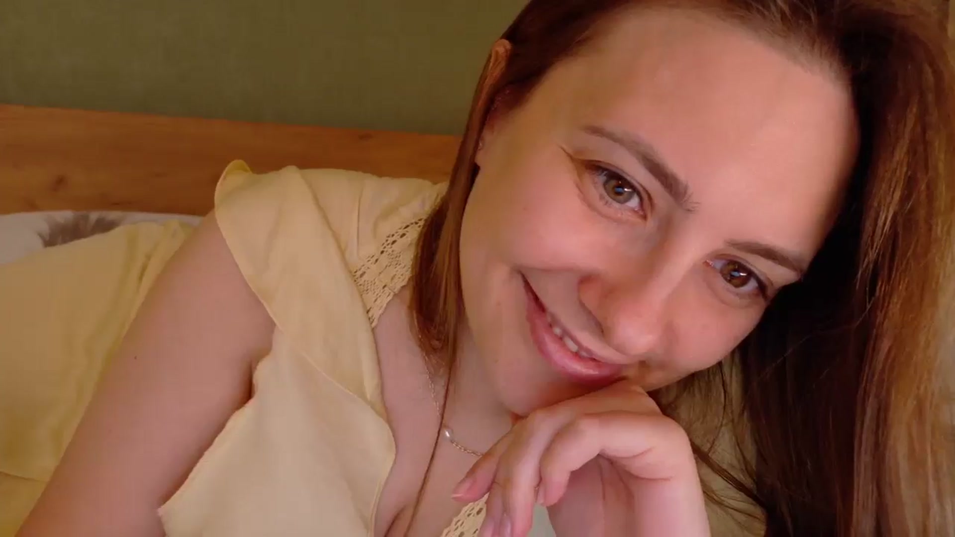 QueenOfTease_ video thumbnail
