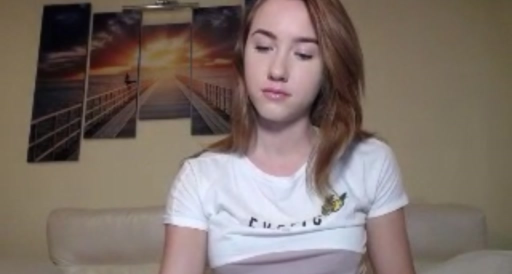 Ellie_18_ video thumbnail